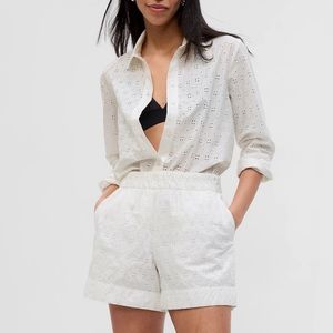 Gap Eyelet Lace Boyfriend Shirt and Pull On Shorts Set in Off-White